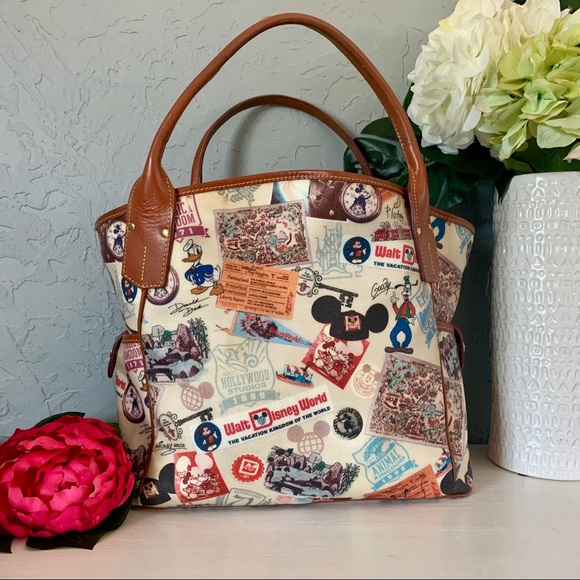 ⭐️Disney Dooney & Bourke⭐️40th Anniversary Kristen - Picture 2 of 8